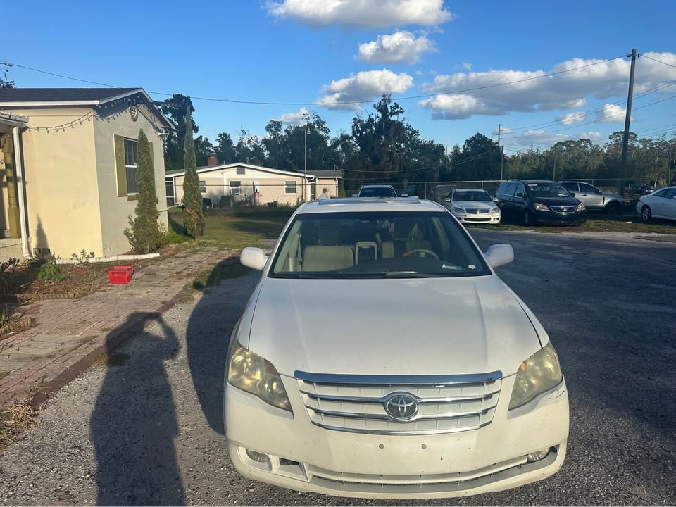 
								2007 Toyota Avalon – Limited Sedan 4D full									